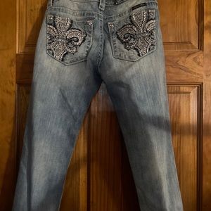 New Miss Me Cropped Denim Jeans